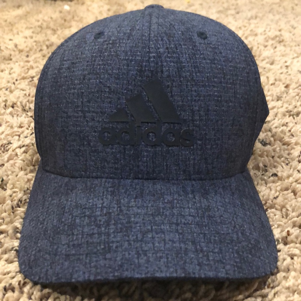Adidas golf hat, lightly worn